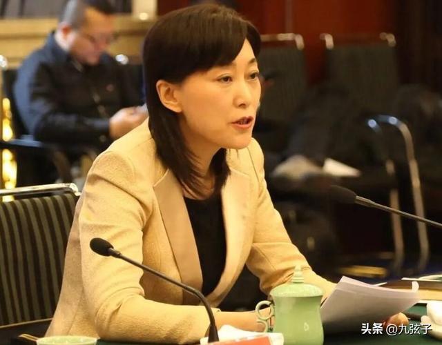 内蒙古“美女贪官”许爱莲的疯狂