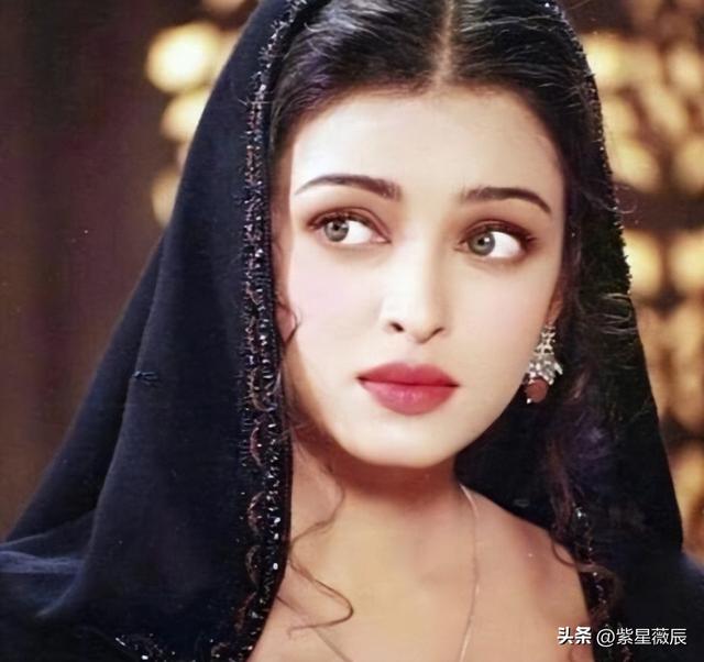 印度第一美人，美貌迷倒众生却遭国人唾骂，被迫和一棵香蕉树结婚