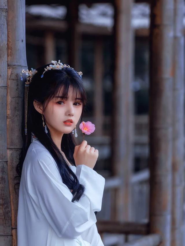 图集:100张古风美女图片欣赏