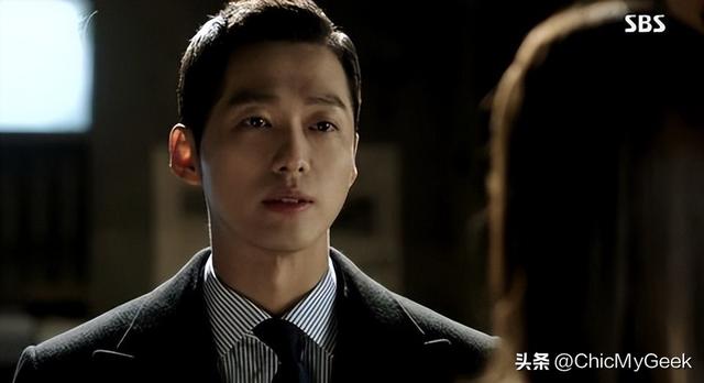 在韩国，他有收视率救世主美名