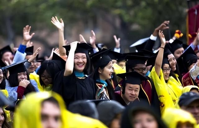2010年，中国女留学生在美国街头遭侵犯致死，路人却纷纷冷漠旁观