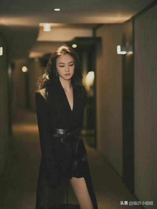 汤唯，高贵冷艳的精致美女，成熟优雅的气质展现迷人风采