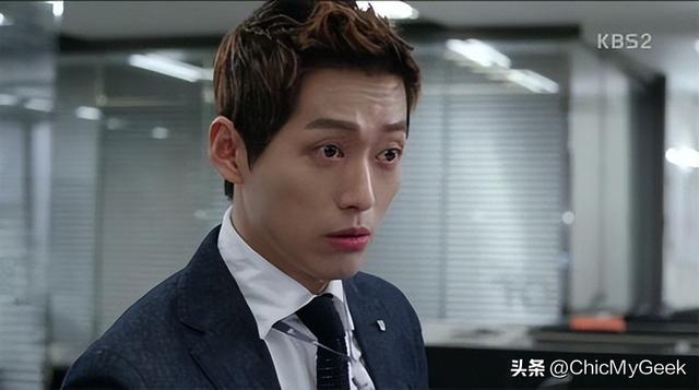 在韩国，他有收视率救世主美名