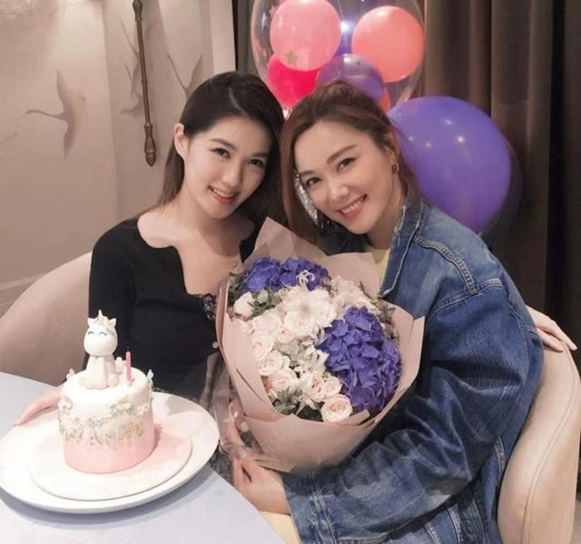 星味十足！TVB女星25岁妹妹秀凹凸有致身材，上围丰满四肢修长