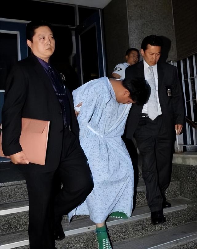 2010年，中国女留学生在美国街头遭侵犯致死，路人却纷纷冷漠旁观