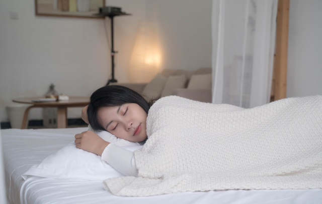 想要拥有“冻龄”脸？30岁后坚持5个小习惯，50岁仍有少女感