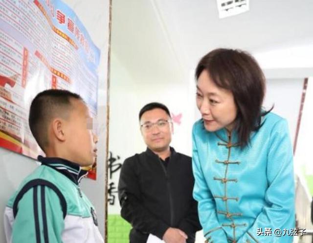 内蒙古“美女贪官”许爱莲的疯狂