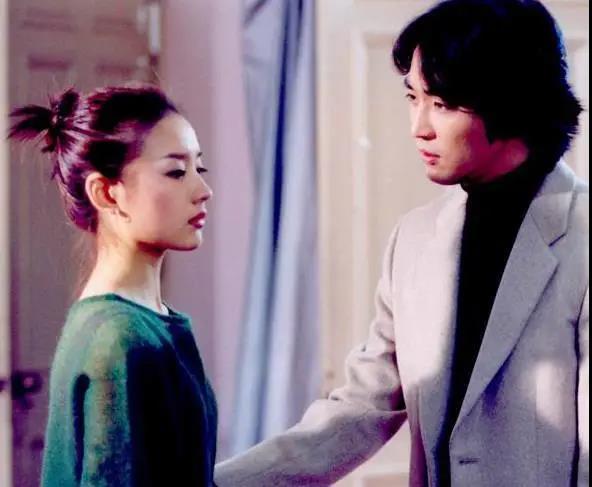 真正的时髦男女,活在30年前的国产剧里丨原创