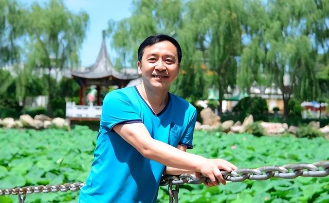 两天7个瓜，顶流被判刑，大佬新欢，一级演员被调查，都是大瓜