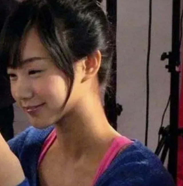 明明“歪瓜裂枣”，却能“美若天仙”，这8位女明星整得太惊艳