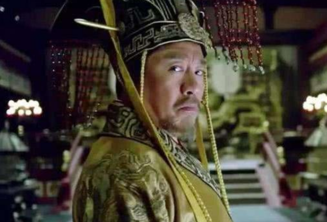 为私欲发明了开裆裤，半个月宠幸百名宫女，汉灵帝到底多疯狂？