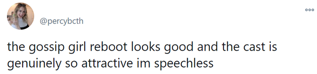 毁经典？《绯闻女孩》被翻拍，演员长相穿着太土被狂嘲