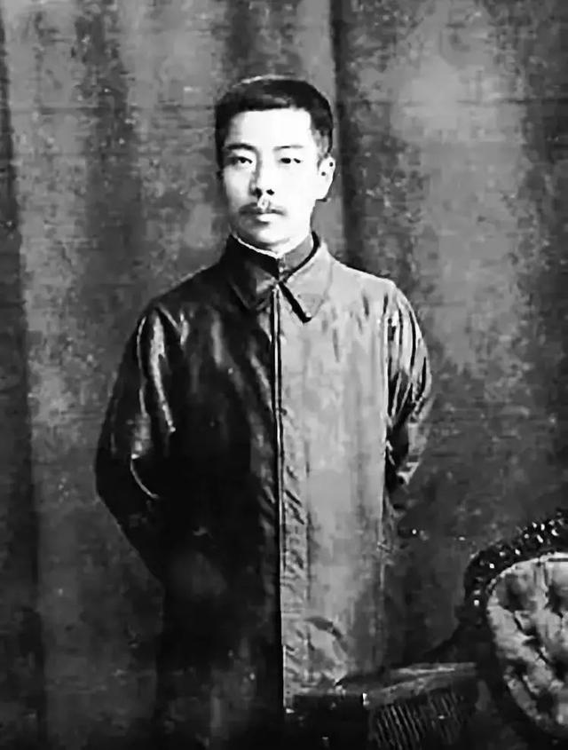 细思极恐：长妈妈为何要给鲁迅讲“美女蛇”的事？你真看懂了吗？