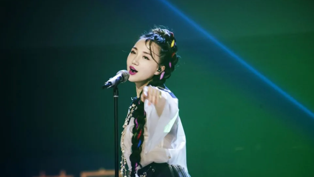 “情史干净”的8位性感女星,不滥情,不炒作,每一个都堪称清流