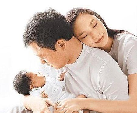 她是“九头身女神”,嫁入豪门之后5年生四胎,如今成50亿女富豪