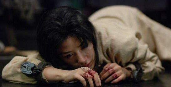 她是巾帼英雄女杰皇后，因皇帝指挥出错在战场上被“裸刑”斩首