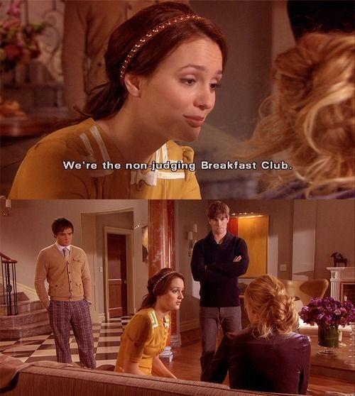 毁经典？《绯闻女孩》被翻拍，演员长相穿着太土被狂嘲