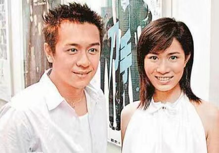 至今未嫁人的10位女港星，各有各的苦衷，最大的88岁，最小的42岁