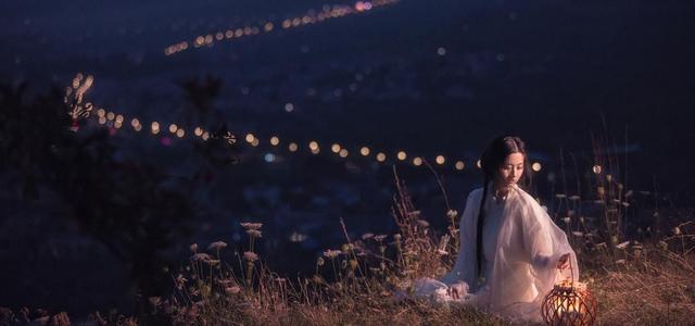 8首古代人夸赞女子美貌的经典诗篇,字字温柔动人,你读过几首?