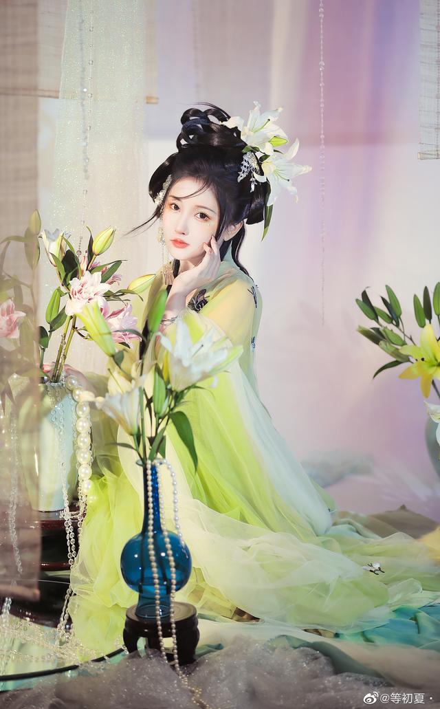 图集:100张古风美女图片欣赏