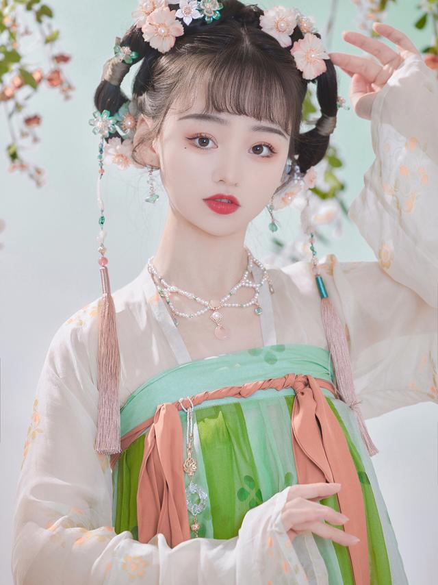 图集:100张古风美女图片欣赏