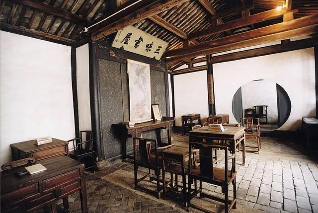 细思极恐：长妈妈为何要给鲁迅讲“美女蛇”的事？你真看懂了吗？