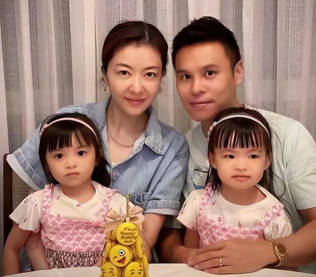 明明“歪瓜裂枣”，却能“美若天仙”，这8位女明星整得太惊艳