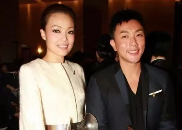 至今未嫁人的10位女港星，各有各的苦衷，最大的88岁，最小的42岁