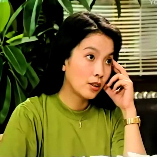 真正的时髦男女,活在30年前的国产剧里丨原创