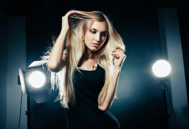 付费图片还有这么多的粉丝？张岩的尤果网非同凡响