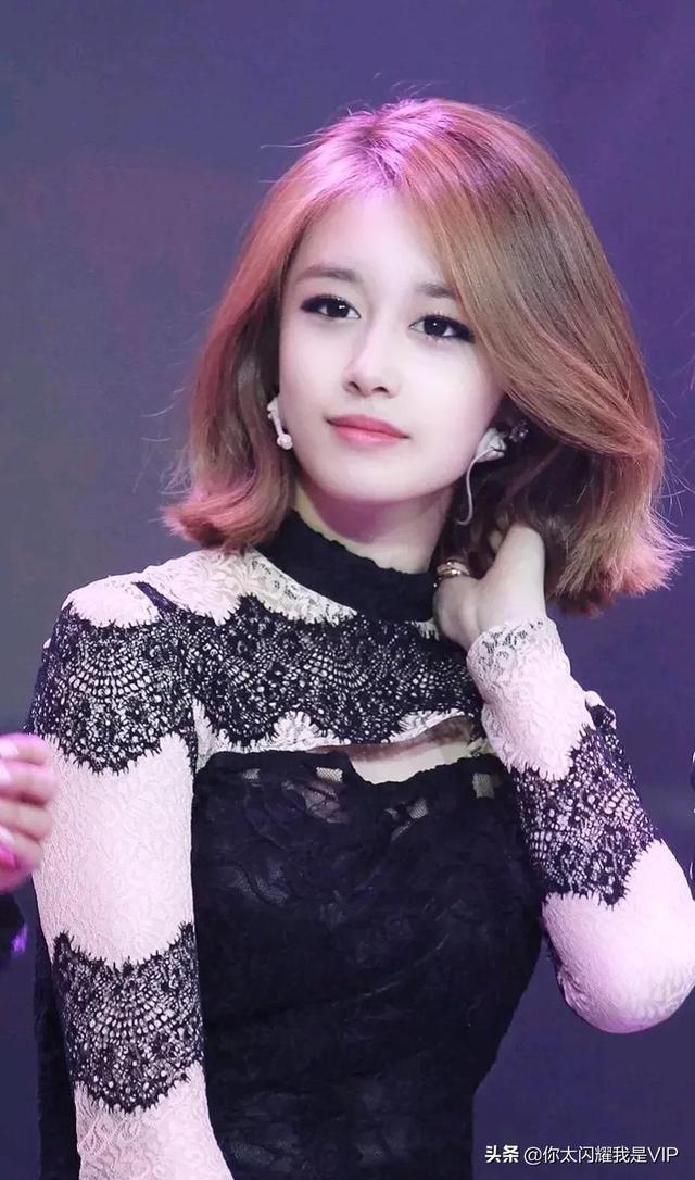 朴智妍超高清图集：性感美女，高贵美艳