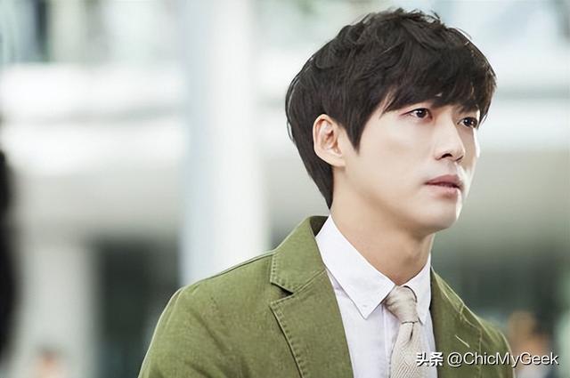 在韩国，他有收视率救世主美名