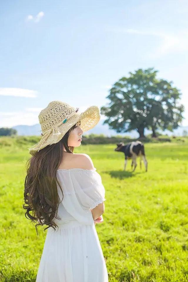 女士秋天拍美照，8种拍照姿势、技巧可以用，秋天景美人也美