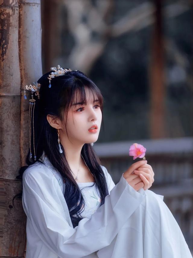 图集:100张古风美女图片欣赏