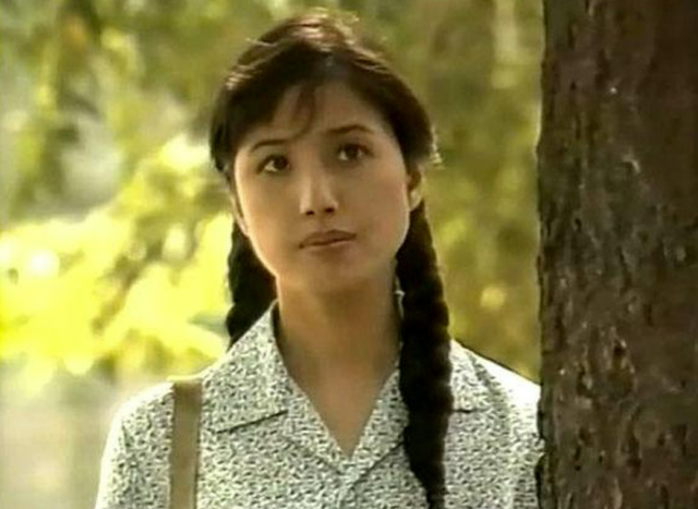 “枣花”吴玉华，一婚嫁汪俊，不愿丁克离婚，二婚嫁画家儿女双全