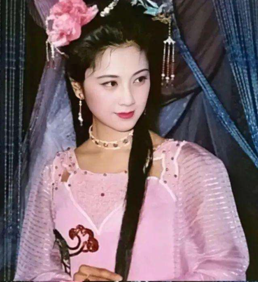 温婉大气，眉眼如画，这12位绝色古典美人，才是真正的东方美人