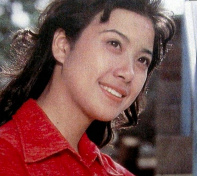 “枣花”吴玉华，一婚嫁汪俊，不愿丁克离婚，二婚嫁画家儿女双全