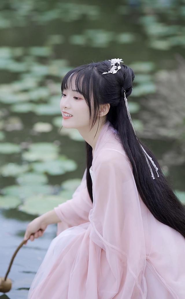 图集:100张古风美女图片欣赏