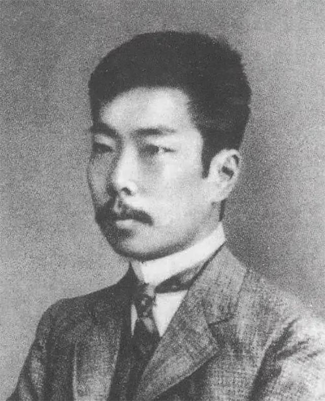 细思极恐：长妈妈为何要给鲁迅讲“美女蛇”的事？你真看懂了吗？