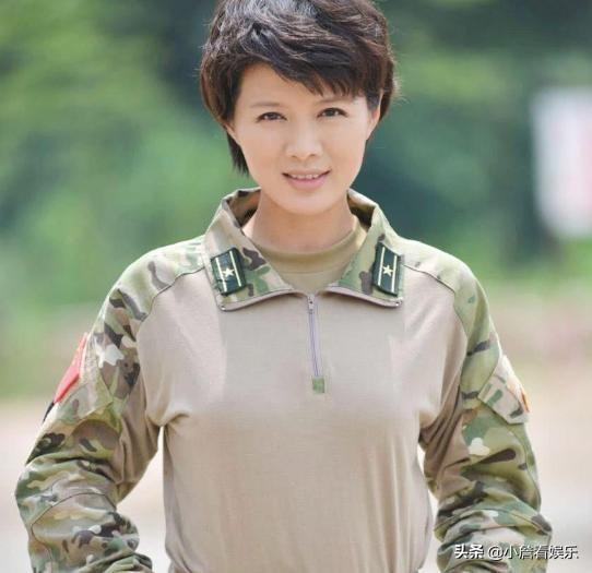 《特种兵之火凤凰》8位女主一个没火，只出演一集的女配火了