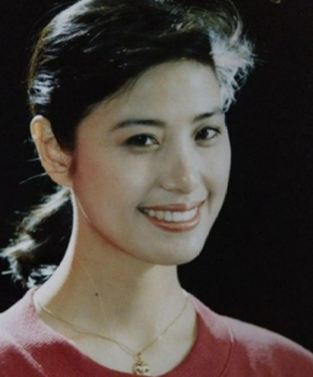 “枣花”吴玉华，一婚嫁汪俊，不愿丁克离婚，二婚嫁画家儿女双全