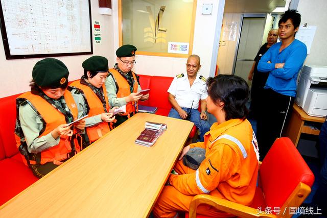 美女军人辛苦了！澳洲3863头“扶贫”奶牛从广西登陆