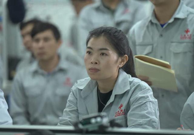 「中老铁路通车运营一周年」老挝学员李灵美：相信未来会变得更好