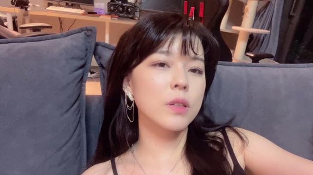 真败家娘们!沫子打个欢乐麻将,一把输了1亿,耀扬一看脸都绿了