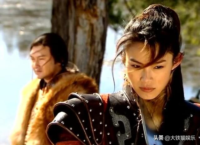 在一群美女中演“第一美人”还能出彩，只服这5位女星，个个惊艳