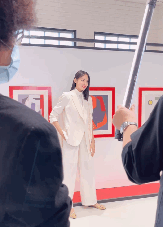 7位堪称“半身美女”的女星,看脸貌美如花,看下半身惨不忍睹