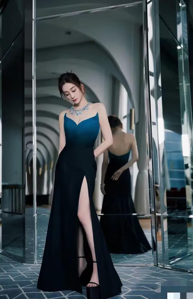 杨幂的胸，许晴的臀，秦岚的身材，这几位中年女星谁能顶得住？