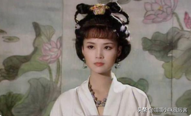 8位好看的“中国式”天然美女，没整容没微调，比网红脸耐看太多