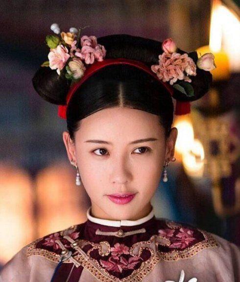 扒扒《延禧攻略》六大妃嫔的贴身侍女，她曾扬言要超过巩俐章子怡