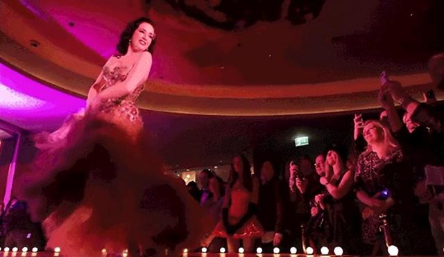 全球最贵的脱衣舞娘：身价10个亿，曾来中国演出，一生为美而活